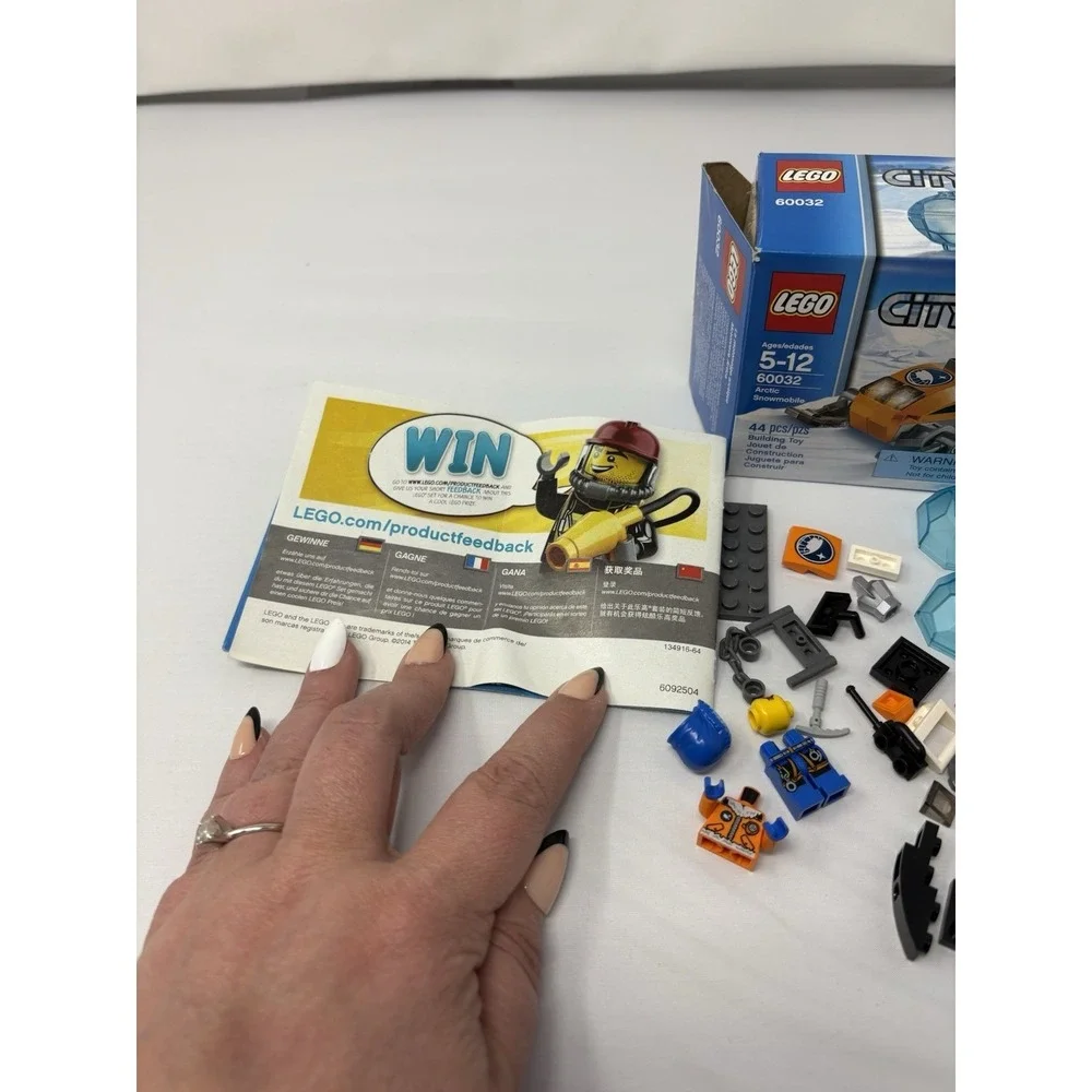 LEGO City 60032 Artic Snowmobile Complete w/ Box & Manual, Used 2013 Release